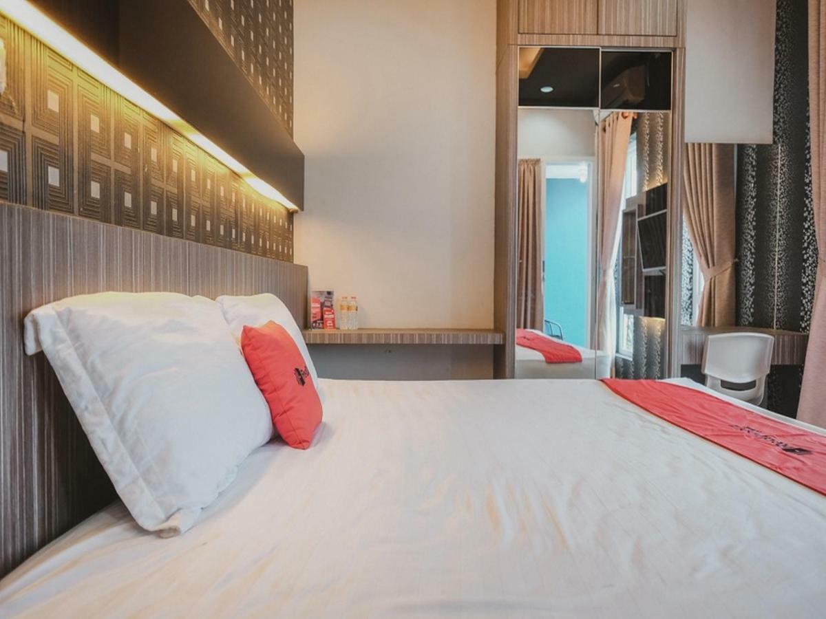Rumah tetamu Reddoorz @ Jamin Ginting 2*