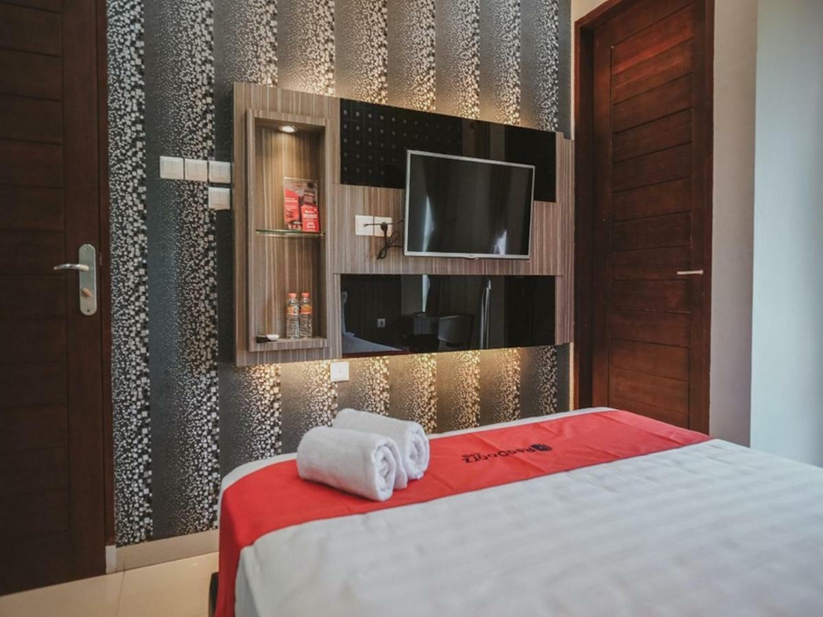 Reddoorz @ Jamin Ginting Rumah tetamu 2*